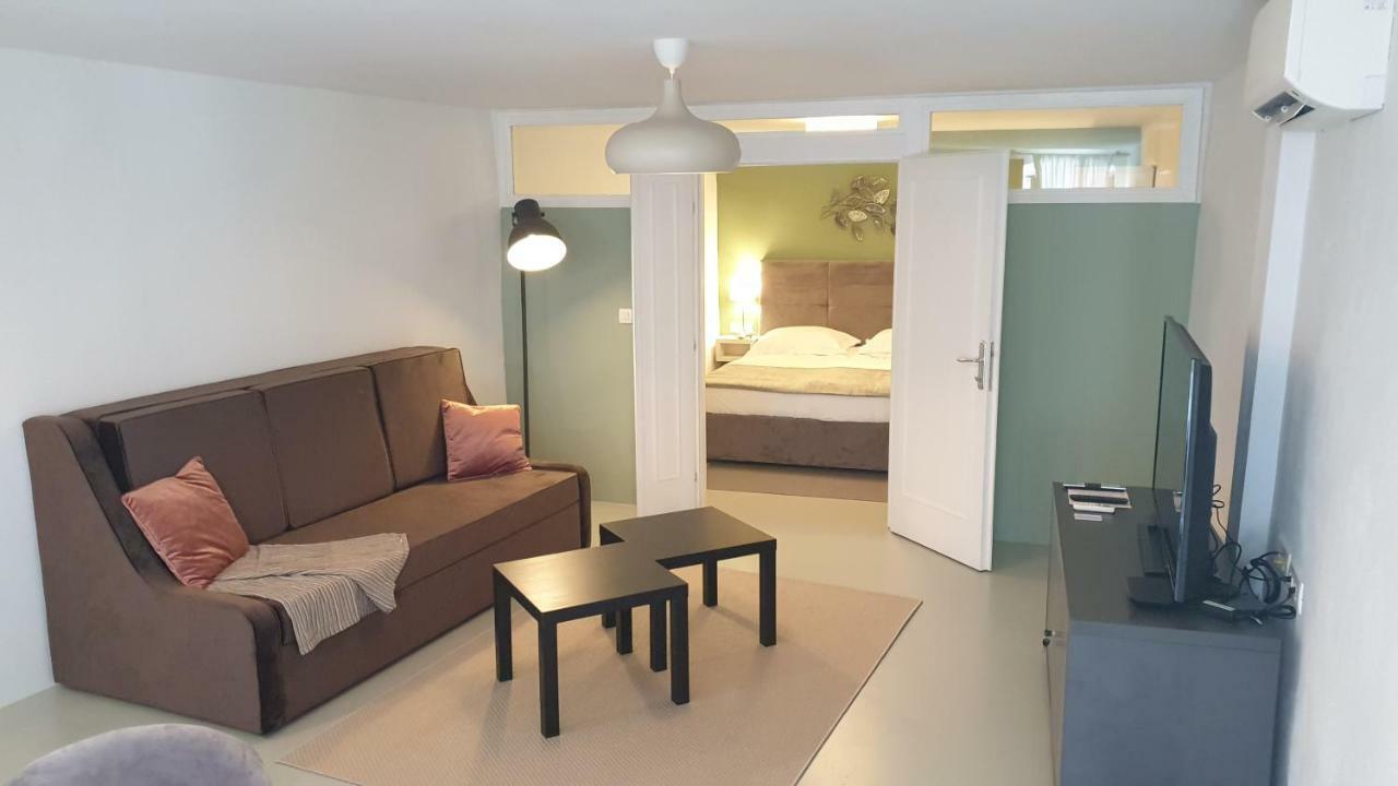 Apartment Adriatico Eterno 2 Rovinj Exterior photo